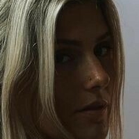 Emilia Ferrante Çıplak