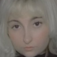 Emiliarenee Çıplak