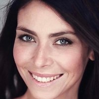 Emilie Arthapignet Çıplak