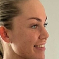 Emilie Hoffman Çıplak