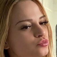 Emily Bridges Çıplak