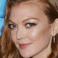 Emily Coutts Çıplak