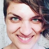 Emily Hamilton Çıplak