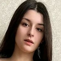 Emily Petitegrl Çıplak