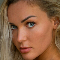 Emily Shedler Çıplak