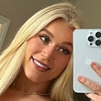 Emilybrookeuk Çıplak