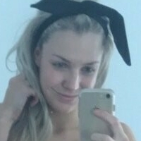 Emma Bourne Çıplak