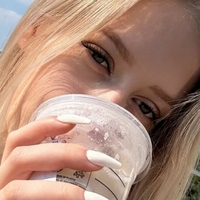 emma.republican Çıplak
