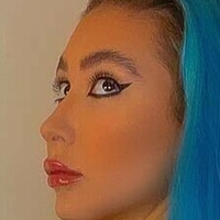 Emy Alupei Çıplak