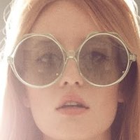 Enya Bakunova Çıplak