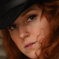 Erika Knight Çıplak