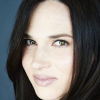 Erin Mackinnon Çıplak