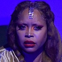 Erykah Badu Çıplak