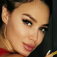Esmeralda Bel Çıplak