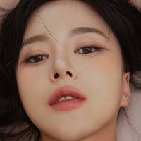 Espasia Korea Çıplak