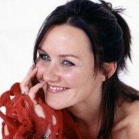 Esther Hall Çıplak