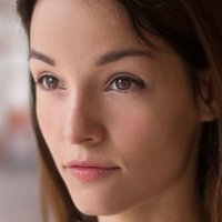 Esther Nubiola Çıplak