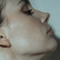 Eva Bloss Çıplak