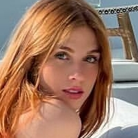 Flávia Charallo Çıplak