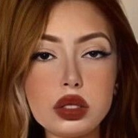 Foxy Maggye Çıplak