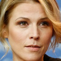 Franziska Weisz Çıplak