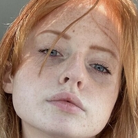 freckledstrawberrygirl Çıplak