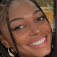 Gabby Thomas Çıplak