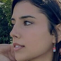 Gal Akbari Çıplak