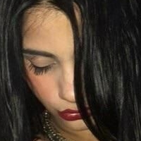 Genesis Sofia Çıplak