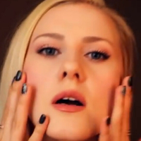 Gentle Whispering ASMR Çıplak