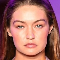 Gigi Hadid Deepfake Çıplak