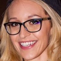 Ginger Banks Çıplak