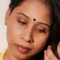 Gowri Mathews Çıplak