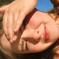 Haley E Çıplak