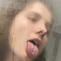 Hanna Faralove Çıplak