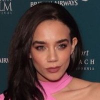 Hannah John-Kamen Çıplak