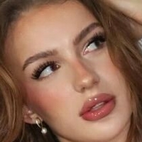 Hannah Marleen Çıplak