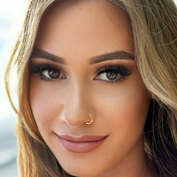hannahhikess Çıplak