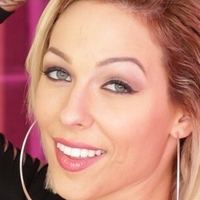 Harlow Harrison Çıplak