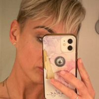 Hayley Carter Çıplak