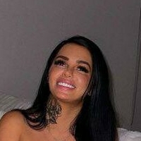 hayssbxbyy Çıplak