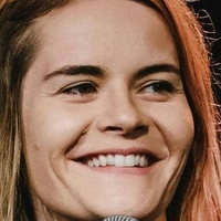 Hazel Brugger Çıplak