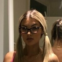 Hel Elizabeth Çıplak