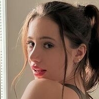 Helen Nelsson Çıplak