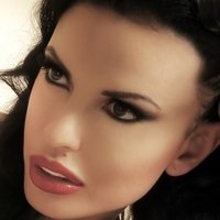 Helena Karel Çıplak