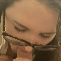 helloxxxkitten Çıplak