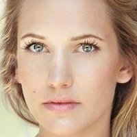 Henriette Riddervold Çıplak
