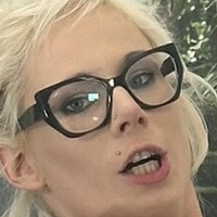 Hete Tina Çıplak