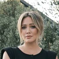 Hilary Duff Çıplak