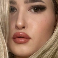 Holly Hawthorne Çıplak